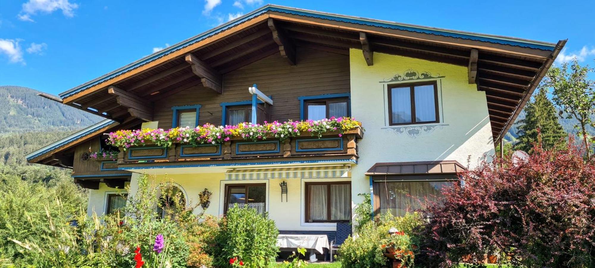 Gaestehaus Scharler Neukirchen am Grossvenediger Luaran gambar
