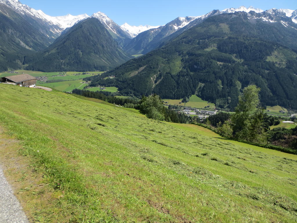 Gaestehaus Scharler Neukirchen am Grossvenediger Luaran gambar