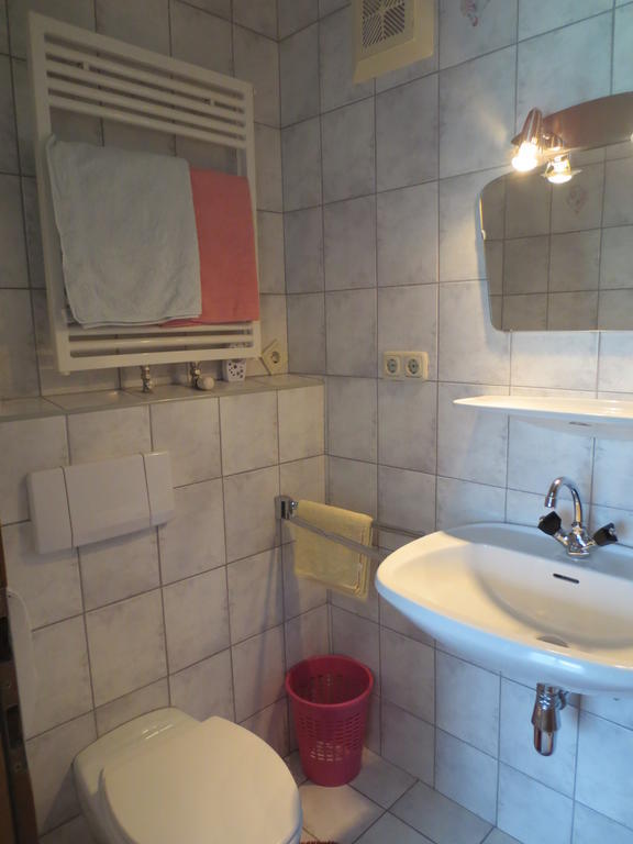 Gaestehaus Scharler Neukirchen am Grossvenediger Bilik gambar