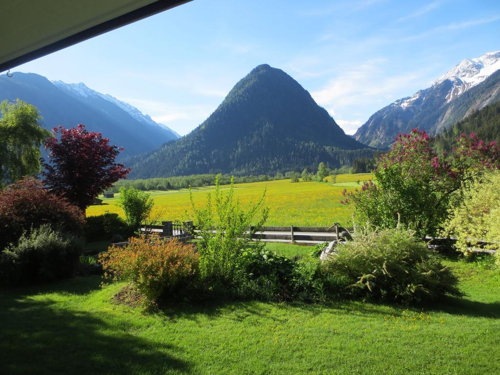 Gaestehaus Scharler Neukirchen am Grossvenediger Bilik gambar
