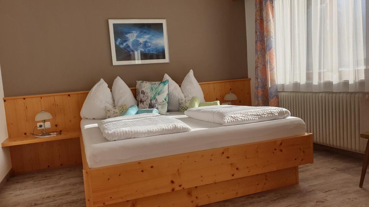 Gaestehaus Scharler Neukirchen am Grossvenediger Luaran gambar